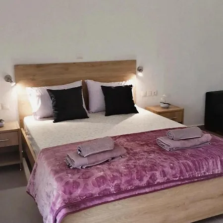 Casa Quercu شقة سيكيا